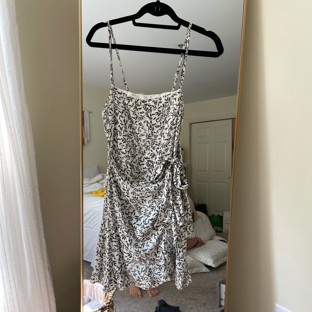 NWT Princess Polly Wrap Dress